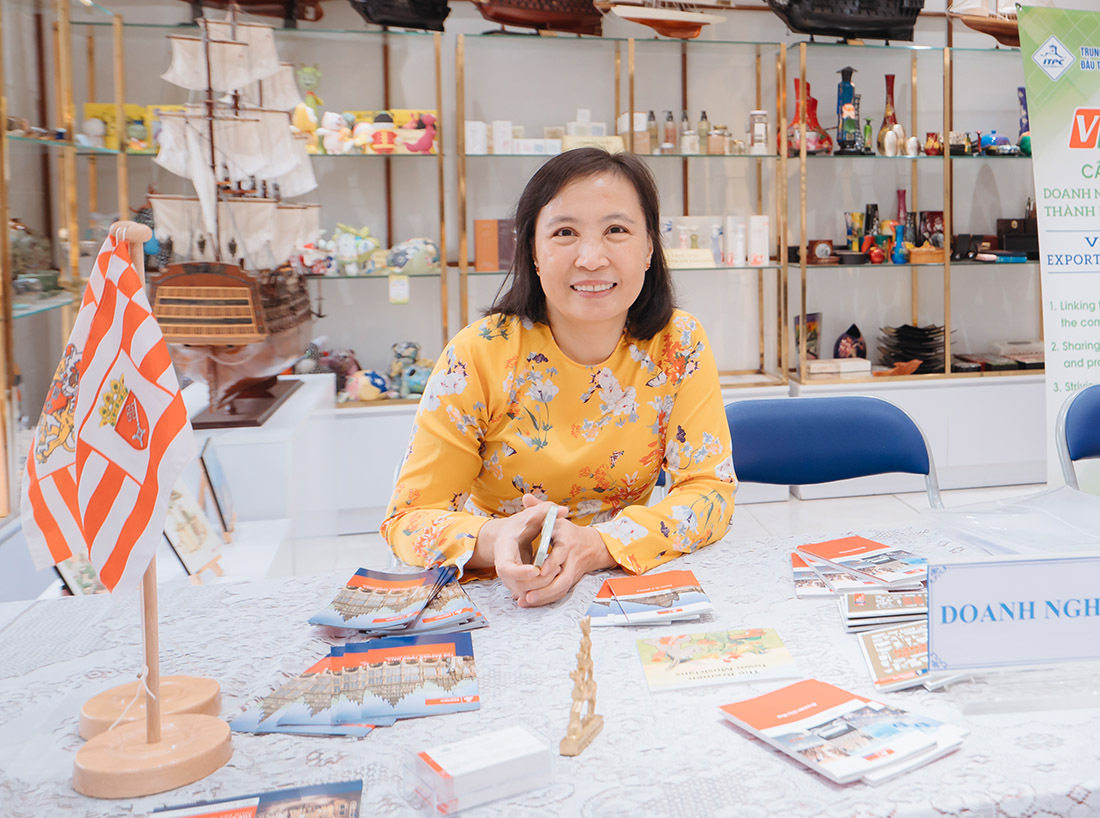 Huong Thi Hoang vom Bremeninvest-Office in Vietnam unterstützt Unternehmen vor Ort