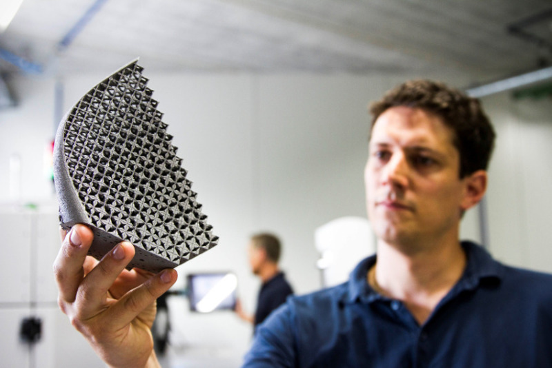 Leichtbauteile in Aluminium und Titan aus dem 3D-Drucker: Komplexe Innenstrukturen sind kein Problem