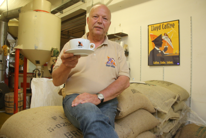 Managing director and master coffee roaster Christian Ritschel is at the helm of Lloyd Caffee