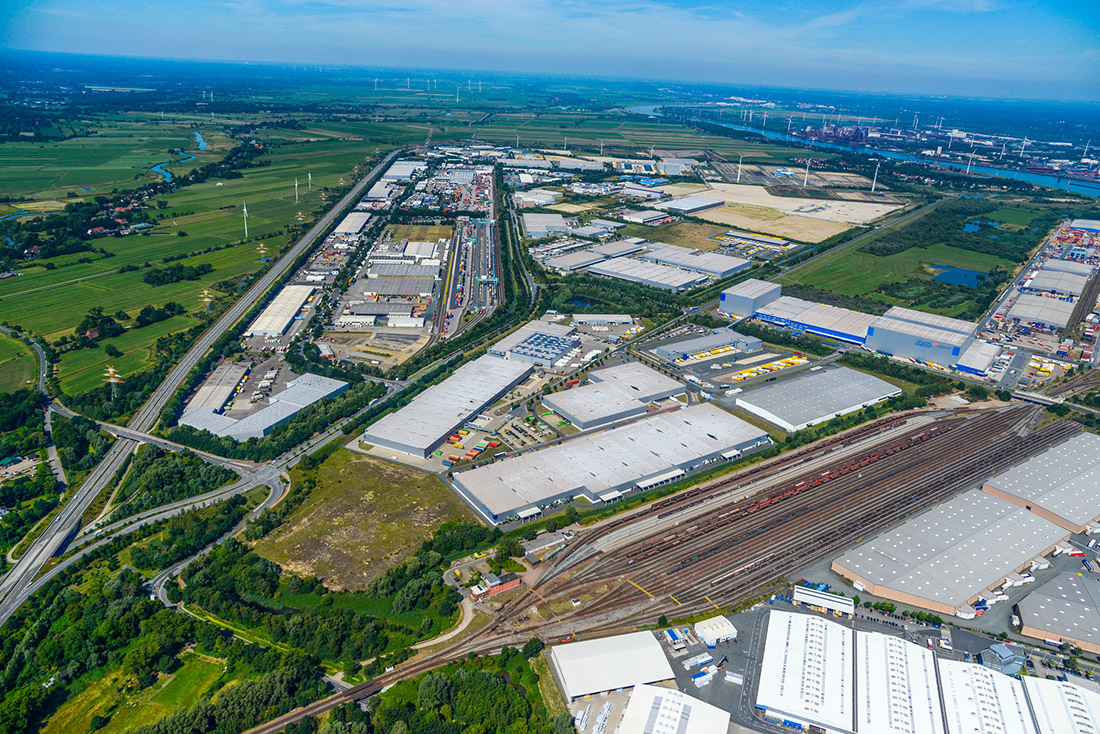 The Cargo Distribution Center (GVZ) in Bremen is close to road and rail links 