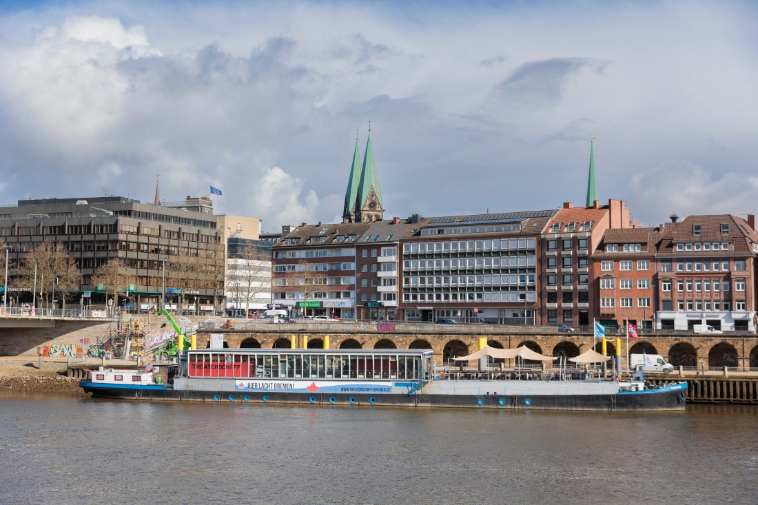Das Theaterschiff Bremen