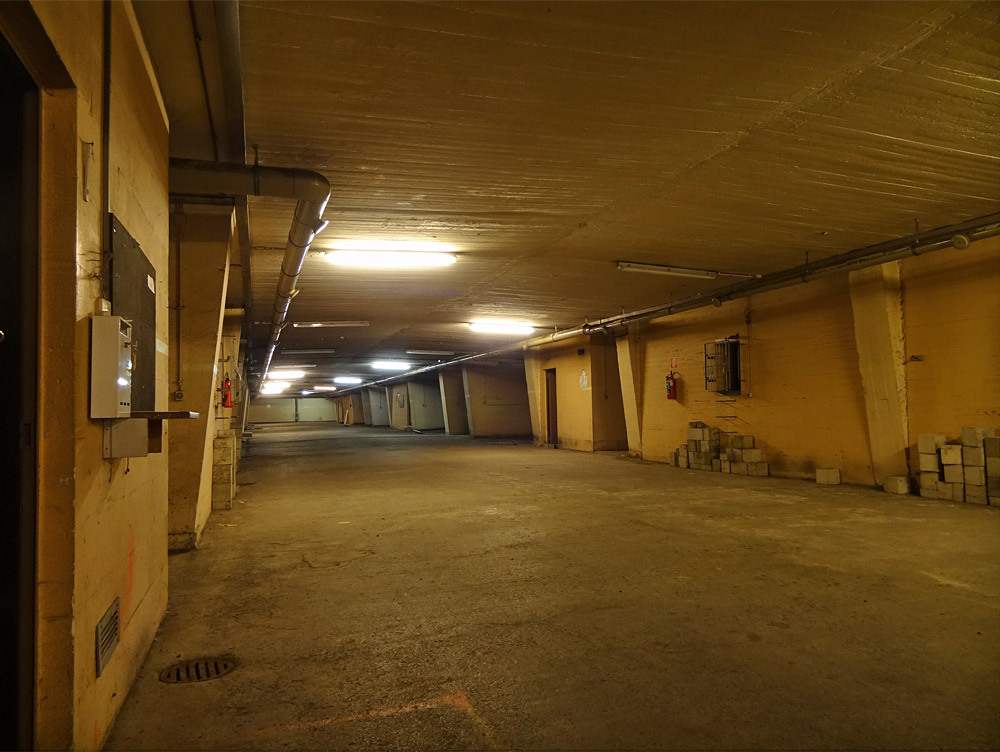 Garage bunker near Bremen’s main train station.